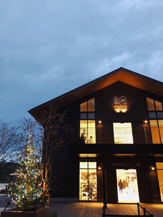 メッツァビレッジ外観