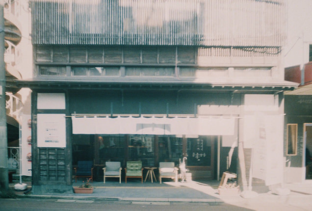 カフェ「TREE」の外観