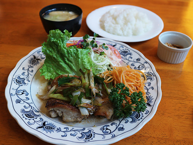 若とりのソテー　下仁田ねぎソース