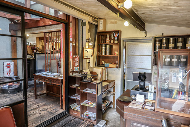 Cafe’饗茶庵の店内