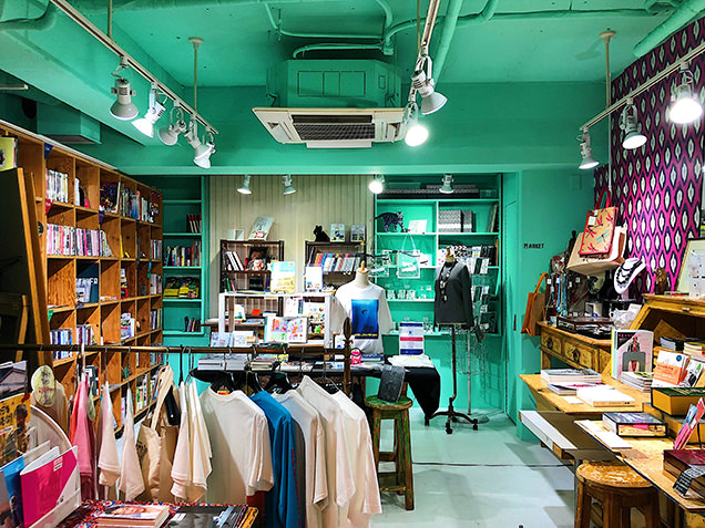 UPLINK渋谷内のマーケット