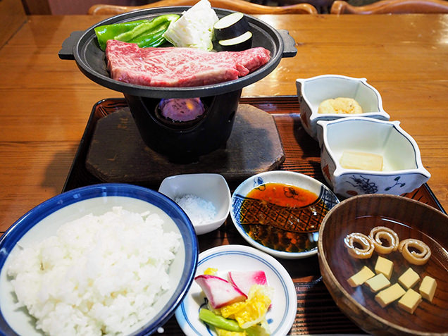 飛騨牛ステーキランチ