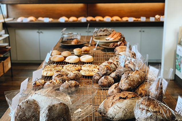 「KANEL BREAD」のパン