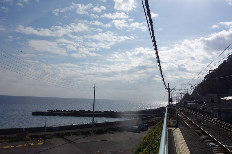 片瀬白田駅からの眺め