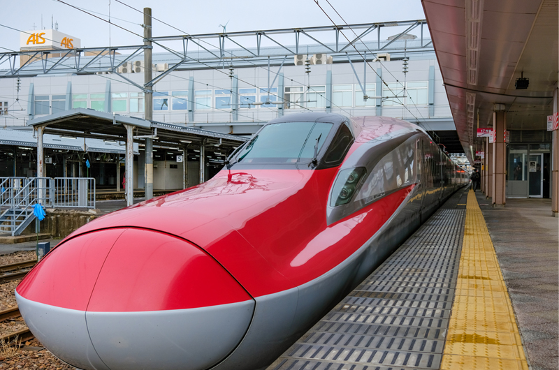 秋田新幹線