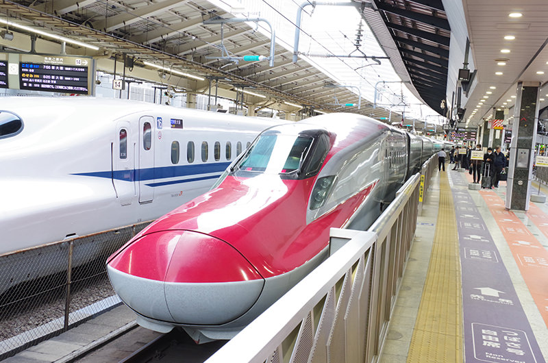 東北新幹線「はやぶさ」