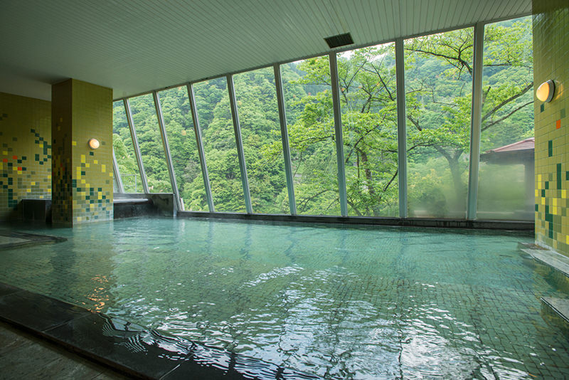 男性用大浴場　翠泉