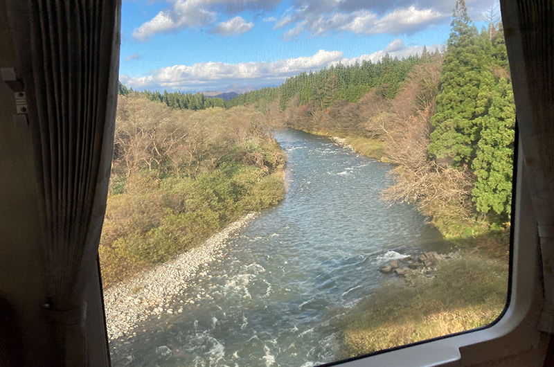 米坂線 車窓