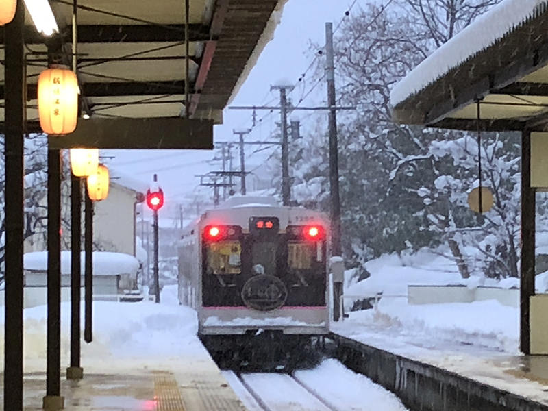 飯坂温泉駅ホーム
