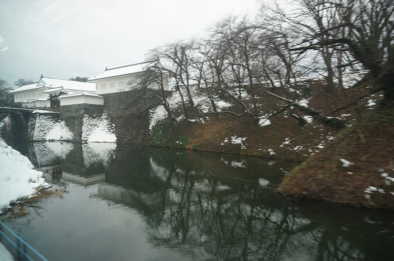 列車から見える山形城跡