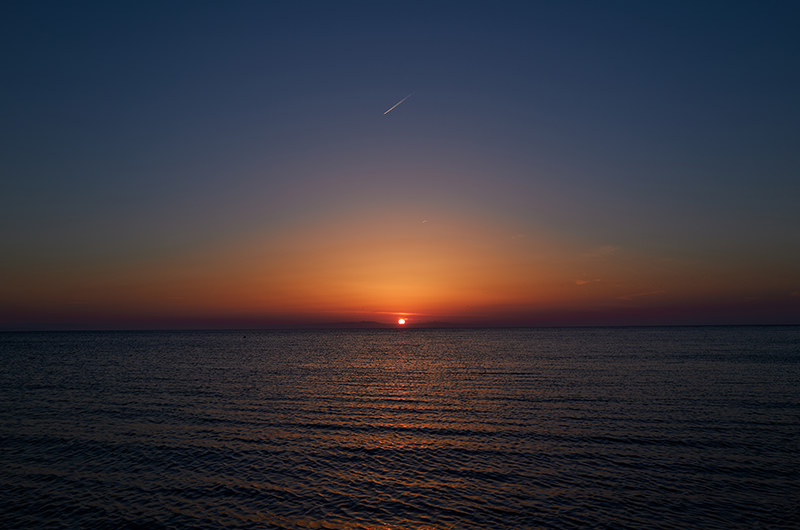 生地海岸に沈む夕陽