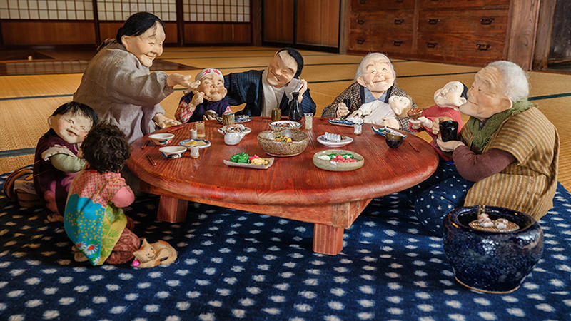 人形 家族のだんらん