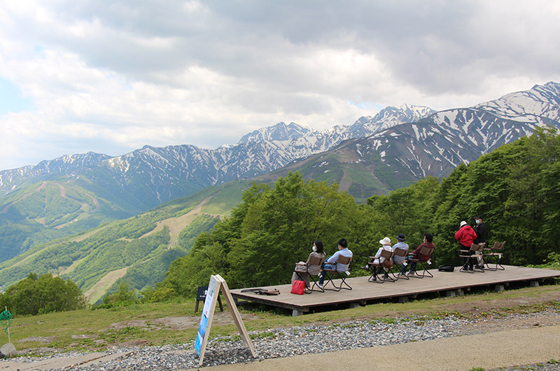 白馬岩岳マウンテンリゾート　ヤッホーデッキ
