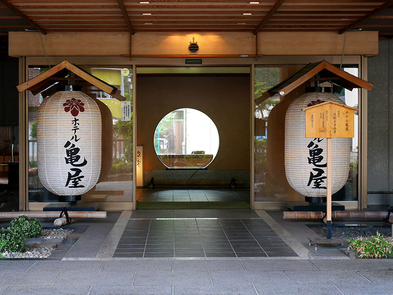 ホテル亀屋