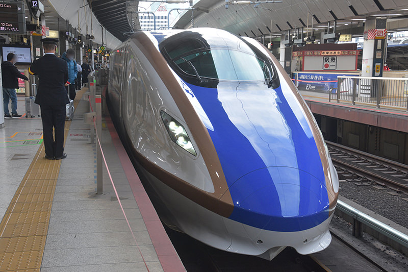北陸新幹線　はくたか