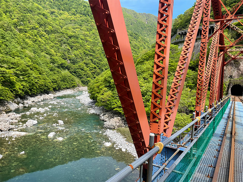 鉄橋から見下ろす