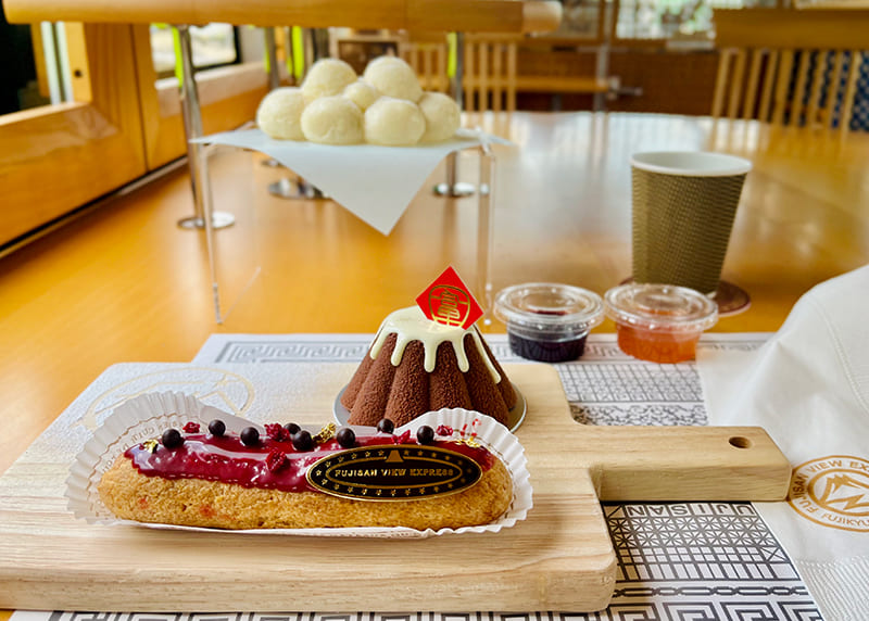富士山ビュー特急特製スイーツ