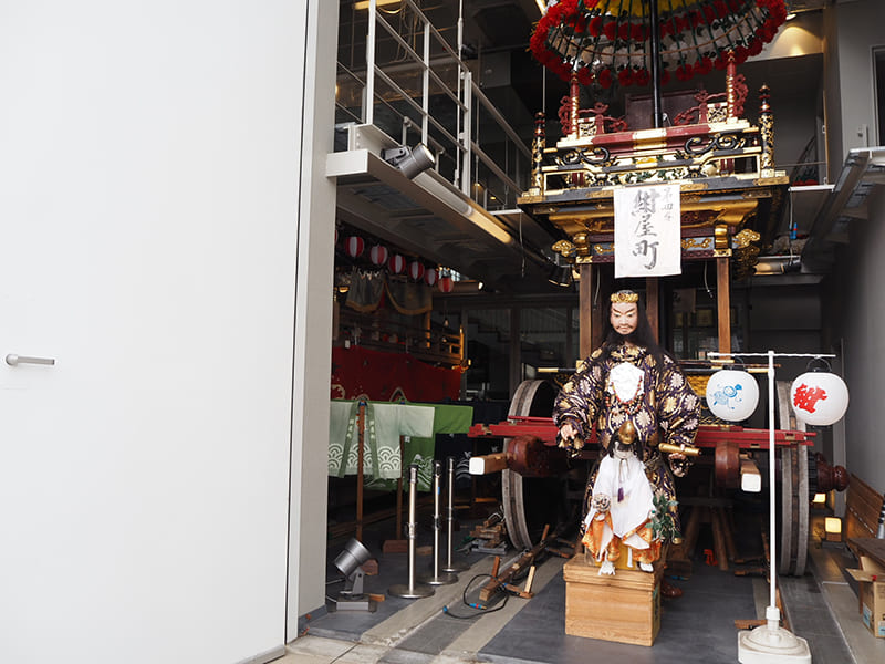 新湊曳山まつりの曳山