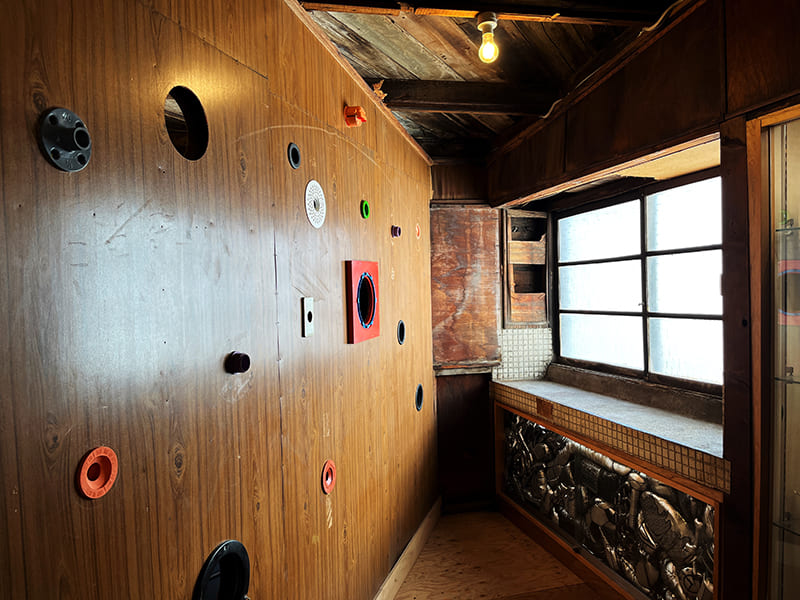 金氏徹平「クリーミーな部屋プロジェクト」