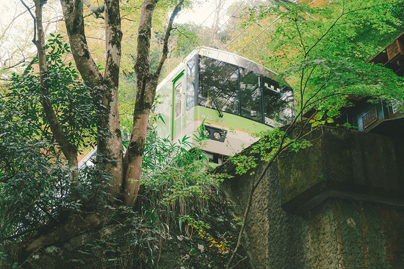 貴船口駅周辺　展望列車　きらら