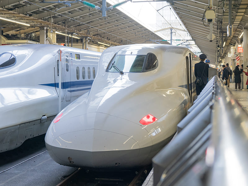 東海道新幹線「ひかり」