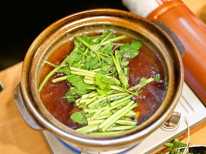 いな穂　せりしゃぶ