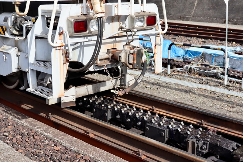 アプト式電気機関車　ラックレール