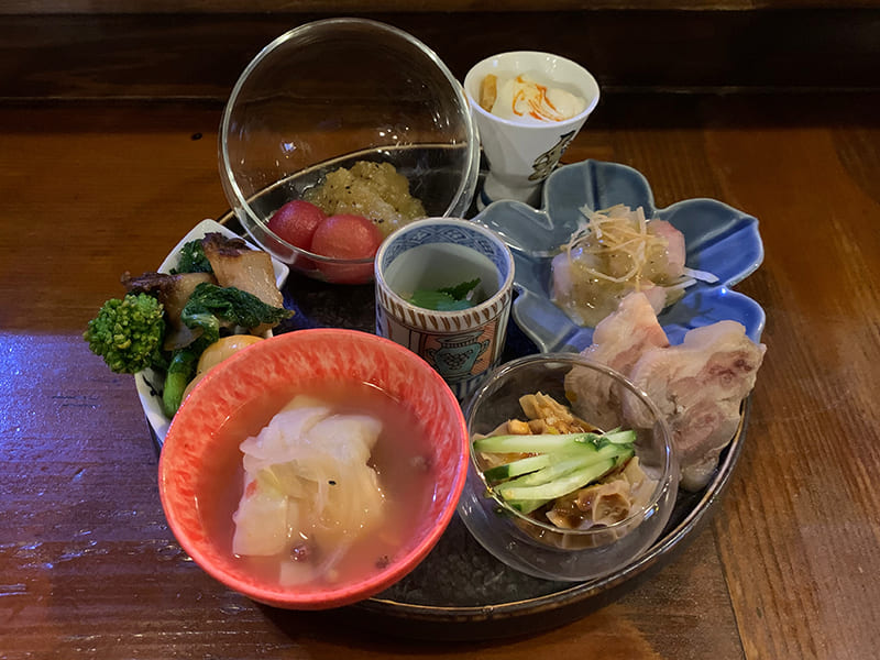 前菜の盛り合わせ