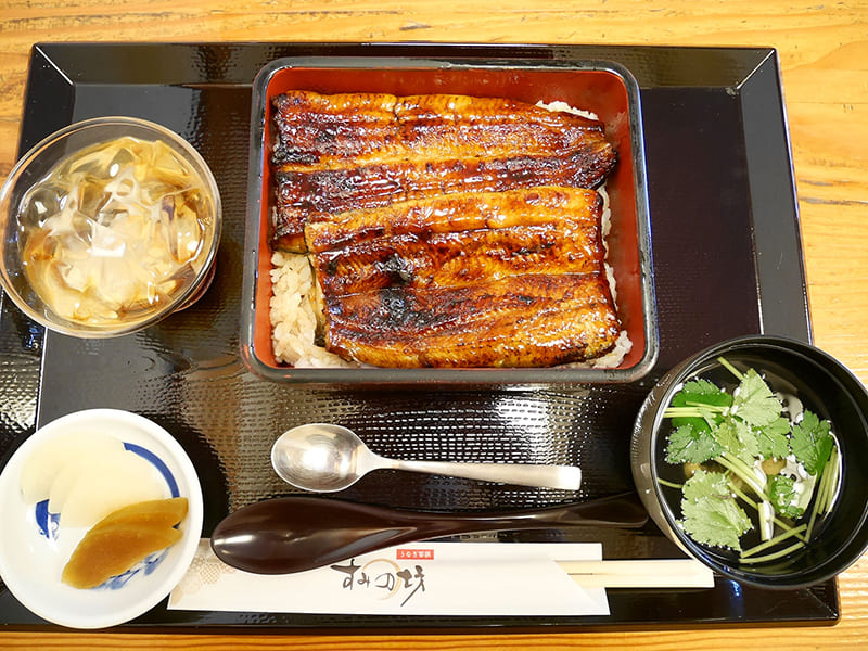 すみの坊　三嶋大社前店　うな重（並）