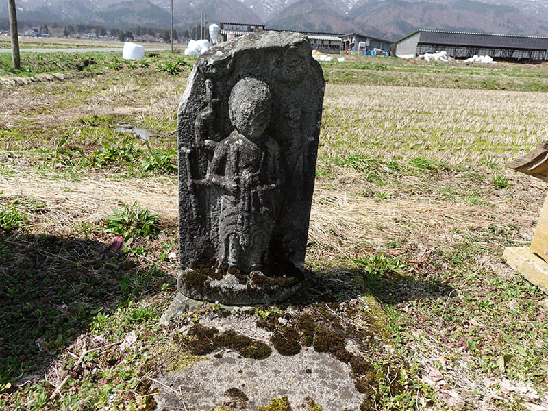 庚申信仰の青面金剛と思われる像