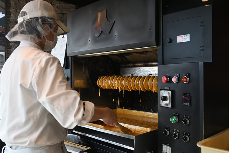 バウムクーヘン工房はちや