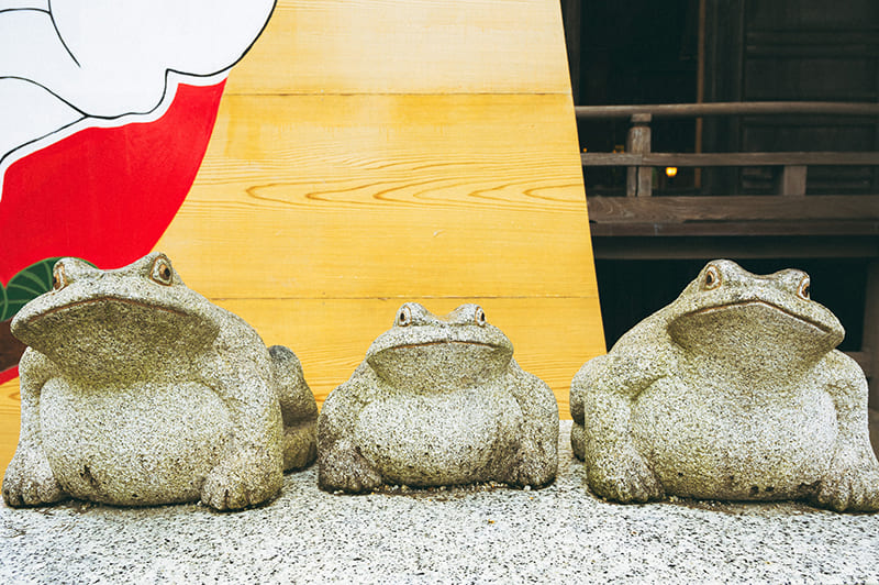 大洗磯前神社　カエルの像