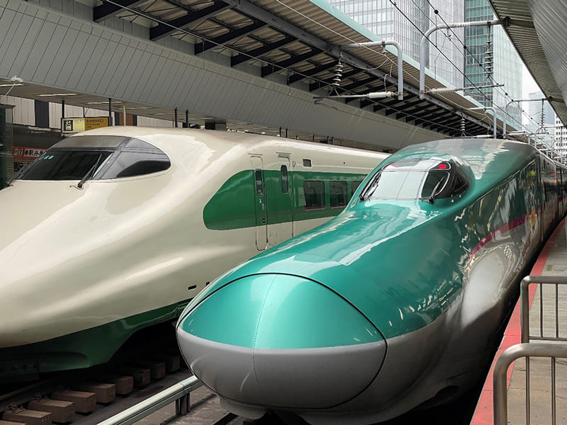 東北・北海道新幹線「はやぶさ」