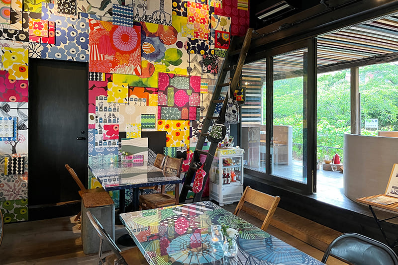 都田駅カフェ　内観