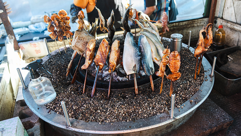 サバの炭火焼き