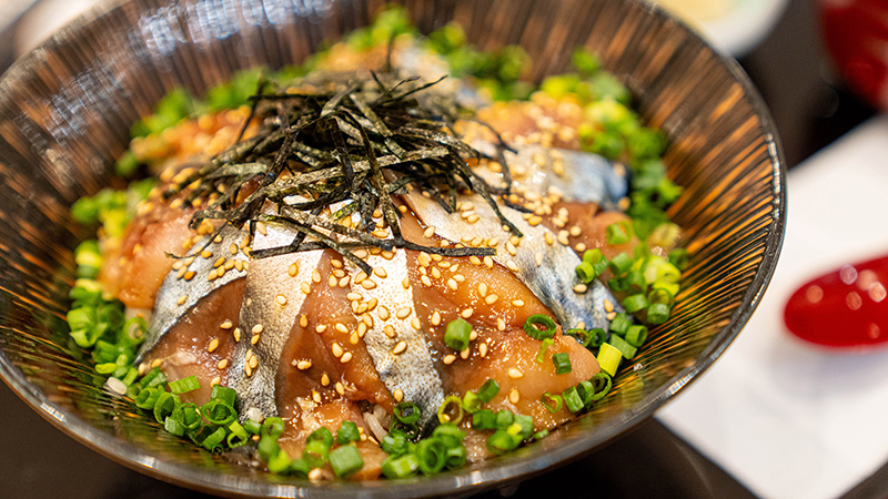 八戸前沖銀さばトロ漬け丼