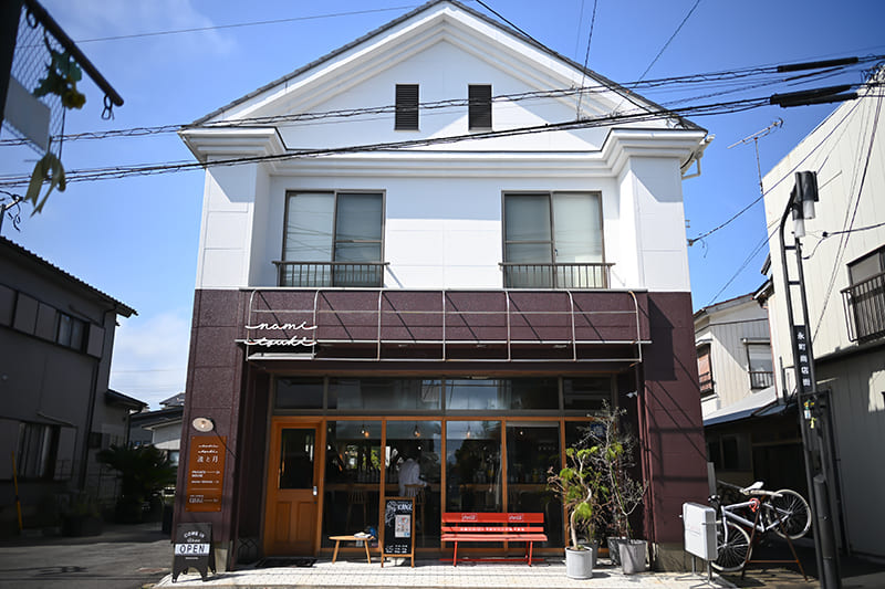 ネオ中華ダイニング「Kurage くらげ」外観