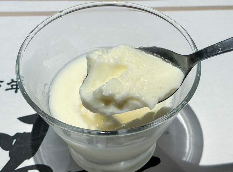 自家製杏仁プリン