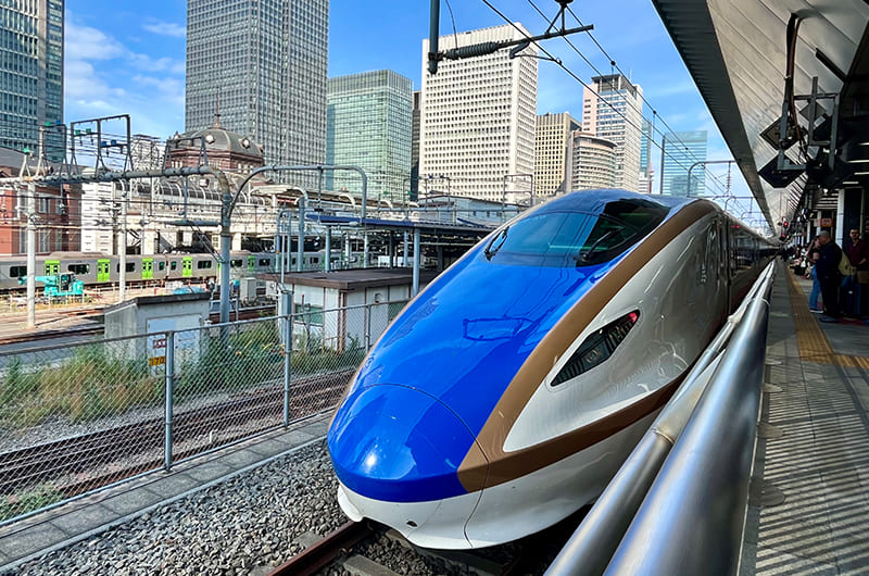 北陸新幹線「かがやき」