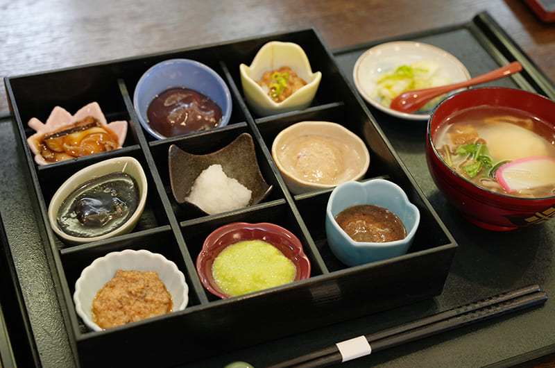 元祖ひと口もち膳