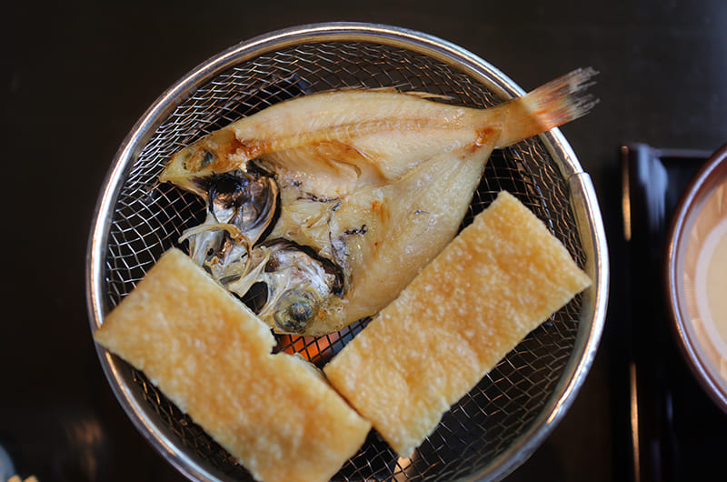 ノドグロの干物　栃尾の油揚げ