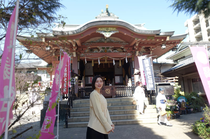 今戸神社と筆者