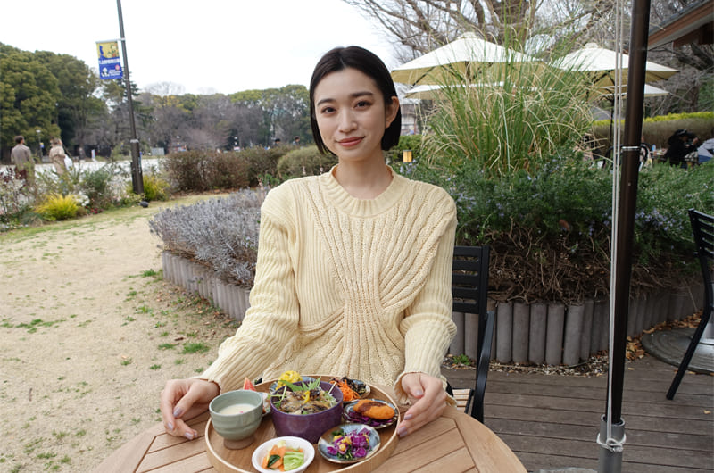 EVERYONEs CAFE Garden Plate（フィッシュ）と筆者