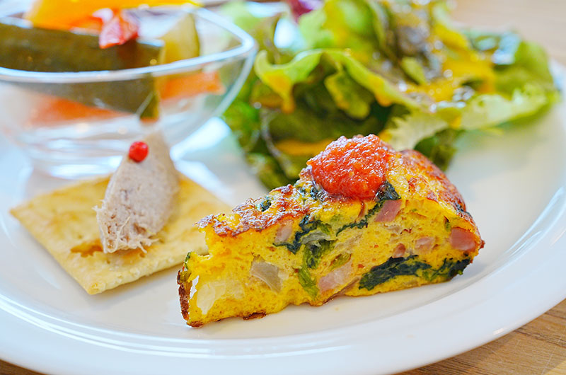 ほうれん草とベーコンのスペイン風オムレツ