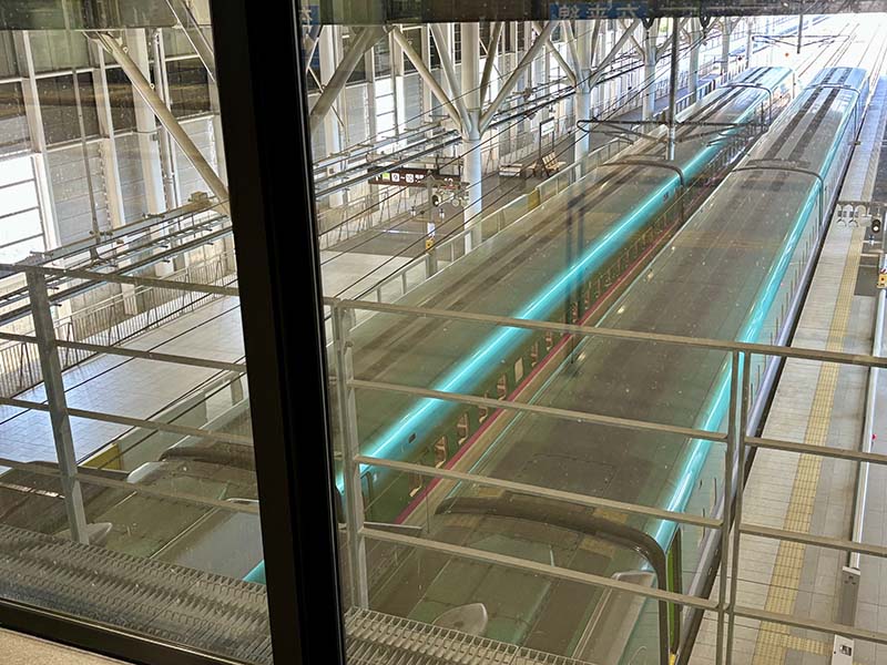 新函館北斗駅　2階自由通路からの眺め