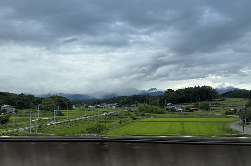 東北新幹線の車窓