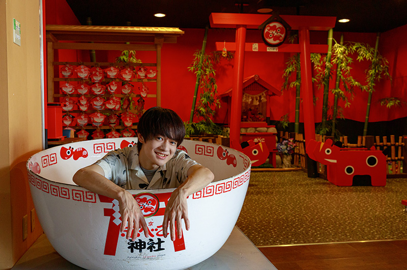 伊藤壮吾さん　赤べこ神社