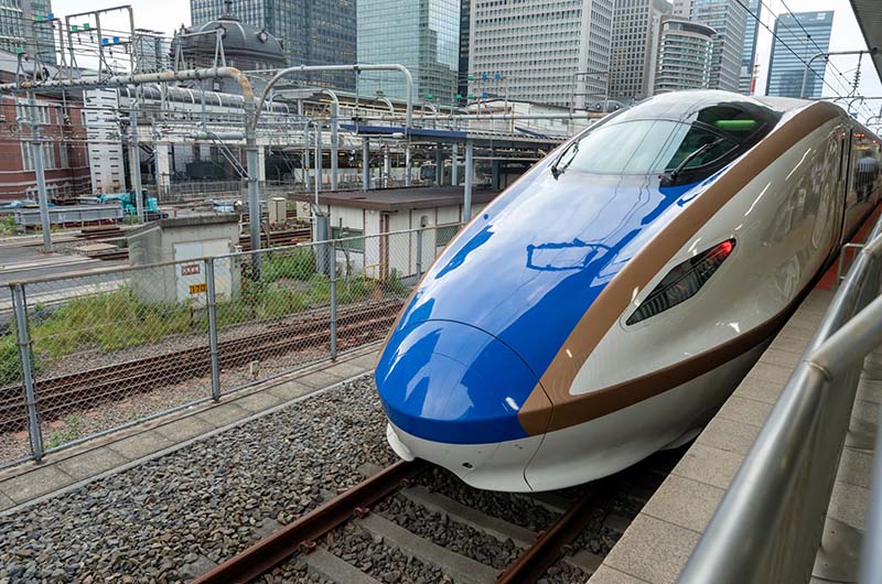 北陸新幹線