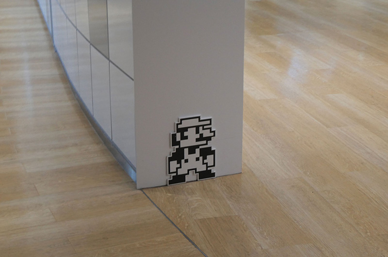 ニンテンドーミュージアム　柱のマリオ