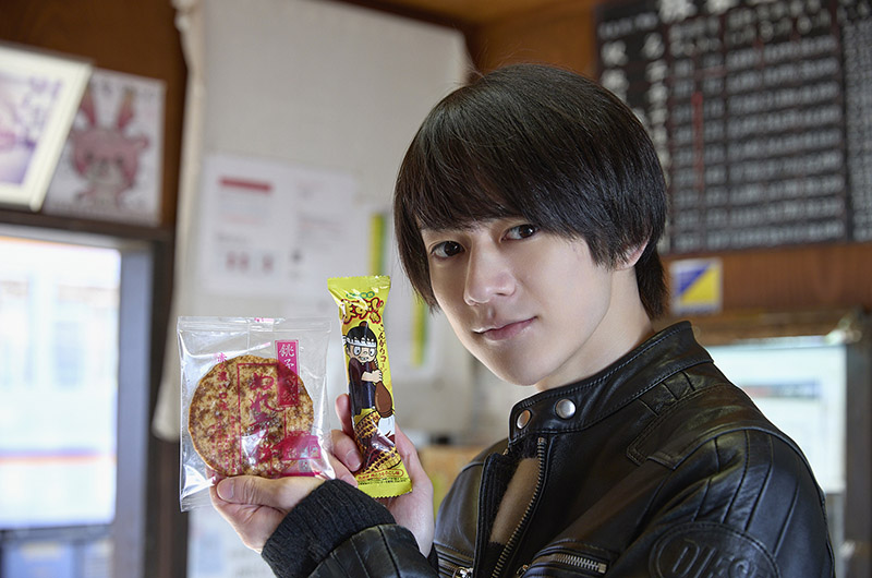 伊藤壮吾さん　まずい棒 北海道焼とうもろこし味、銚子電鉄のぬれ煎餅